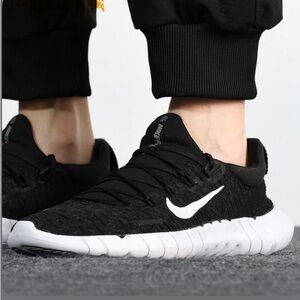 Nike Free Run 5.0 men’s road running shoes size 10 NWT